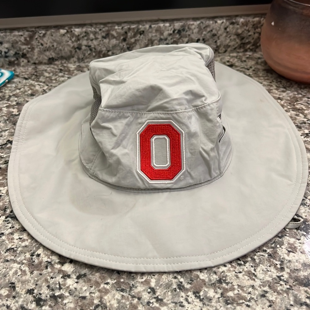 Columbia PFG Ohio State bucket hat